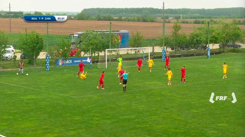 国少0-2落后罗马尼亚U16！赵雨昂禁区踢倒对手被判罚点球